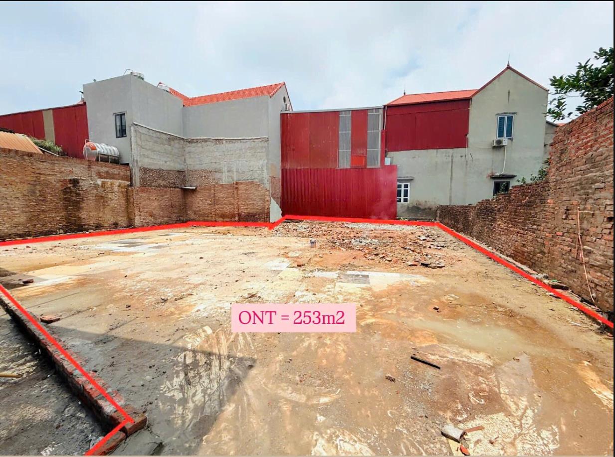 Hình ảnh Bán Lô Đất 253m Tại Thanh Đa Phúc Thọ Bám Đường Bê Tông Ô Tô Vào Tận Đất Dân Cư Đông Đúc Giá Đầu Tư